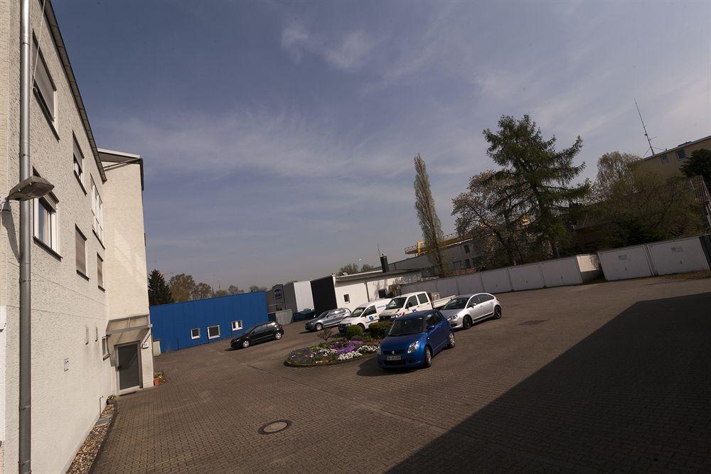 G & L Hotel Dortmund Eksteriør billede