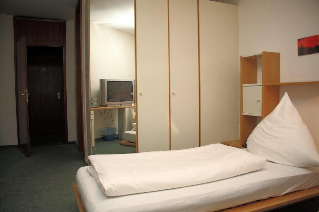 G & L Hotel Dortmund Eksteriør billede